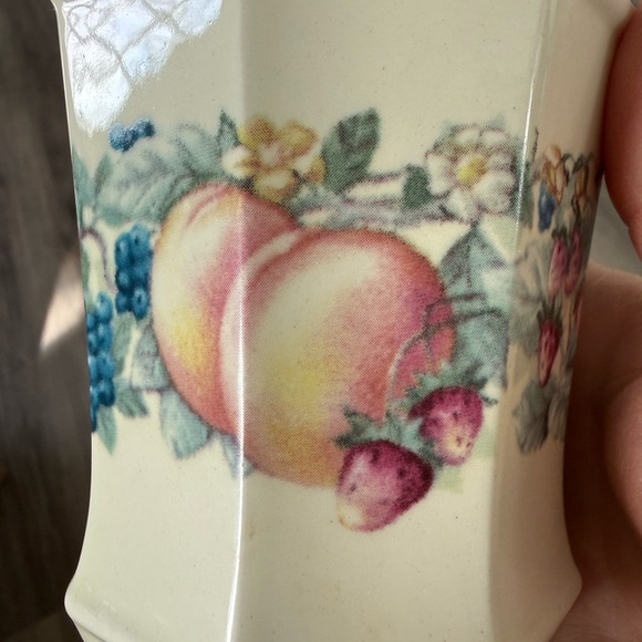 Avon Sweet Country Harvest pedestal mug set of 3 - Picture 7 of 8